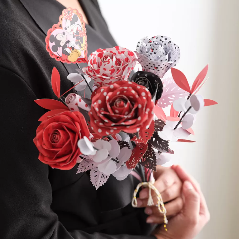Lovepop Pop-Up Bouquets | Handcrafted Paper Flowers | Handcrafted Paper Flowers: Disney's Mickey & Minnie Lovestruck Roses (6-Stem) with Love You Lots Pop-Up Card